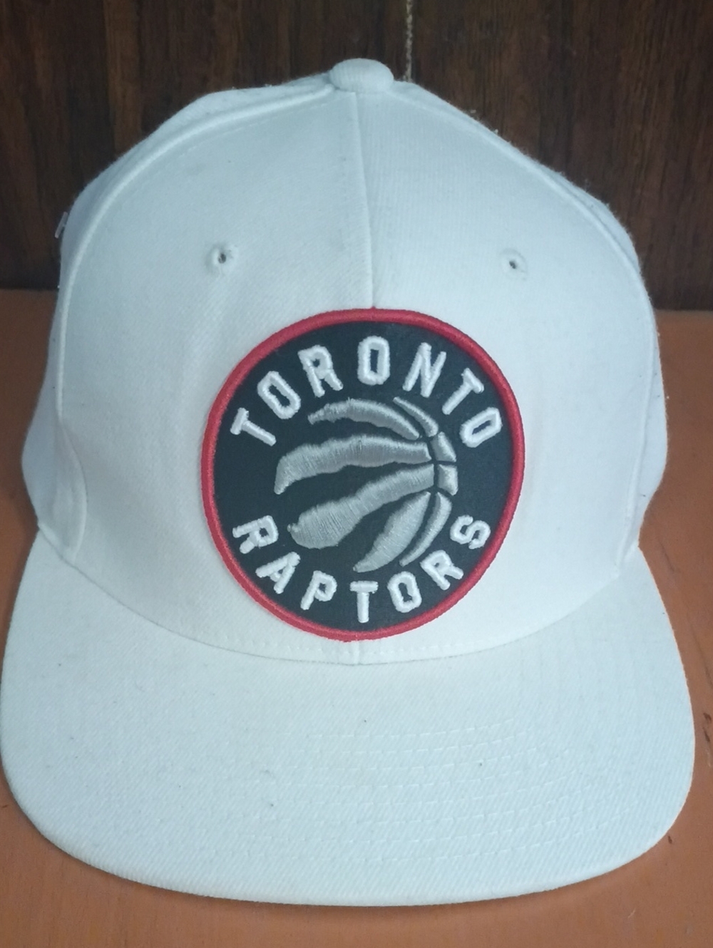 Toronto Raptors White Snapback Hat